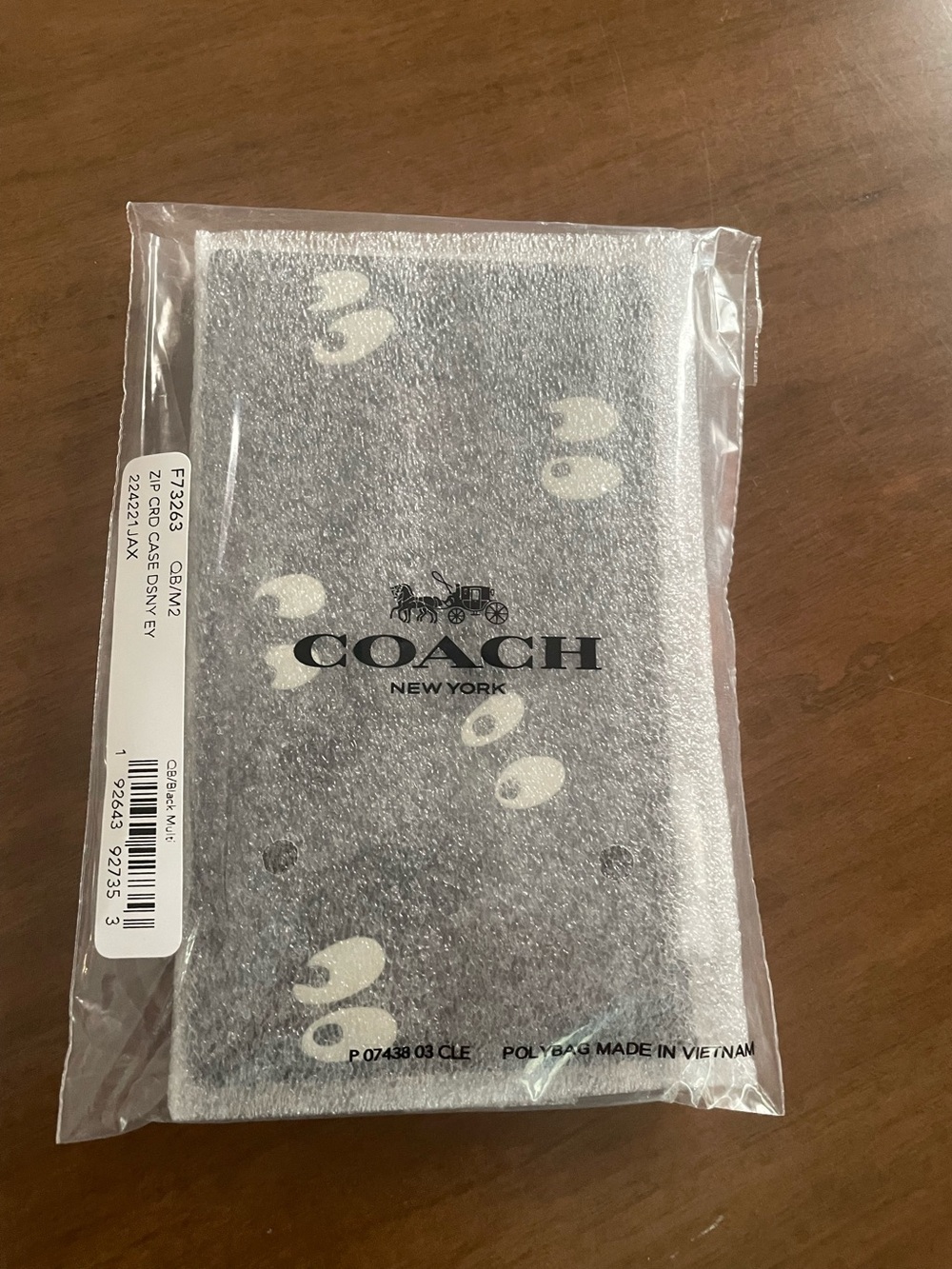 Coach x Disney Black Leather Card Case with Zipper - Picture 7 of 8